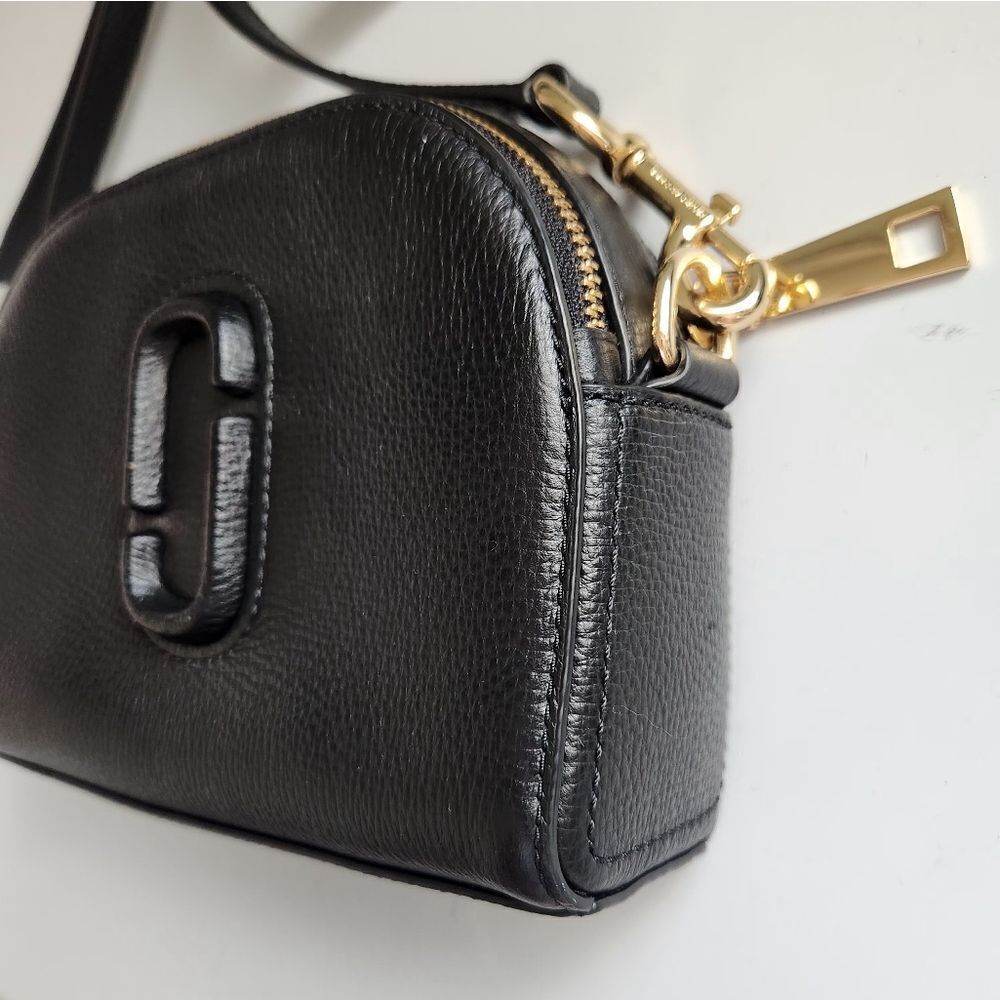 Marc Jacobs Shutter Black Leather Crossbody Bag BLACK/GOLD - Picture 3 of 12